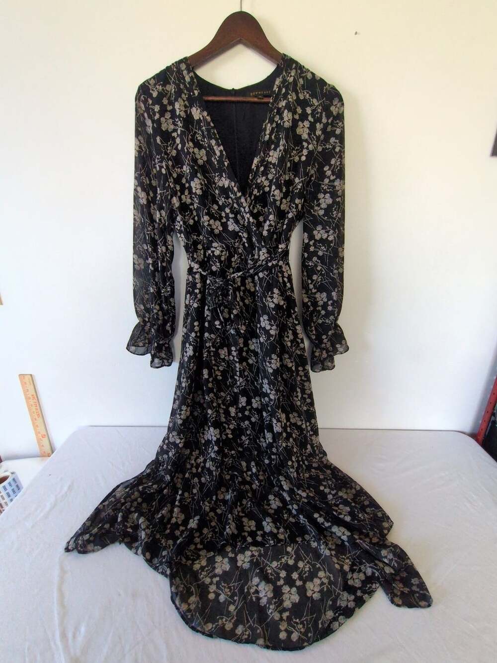 Downeast Dress Size M Black Floral Chiffon Long Sleeve High Low Maxi